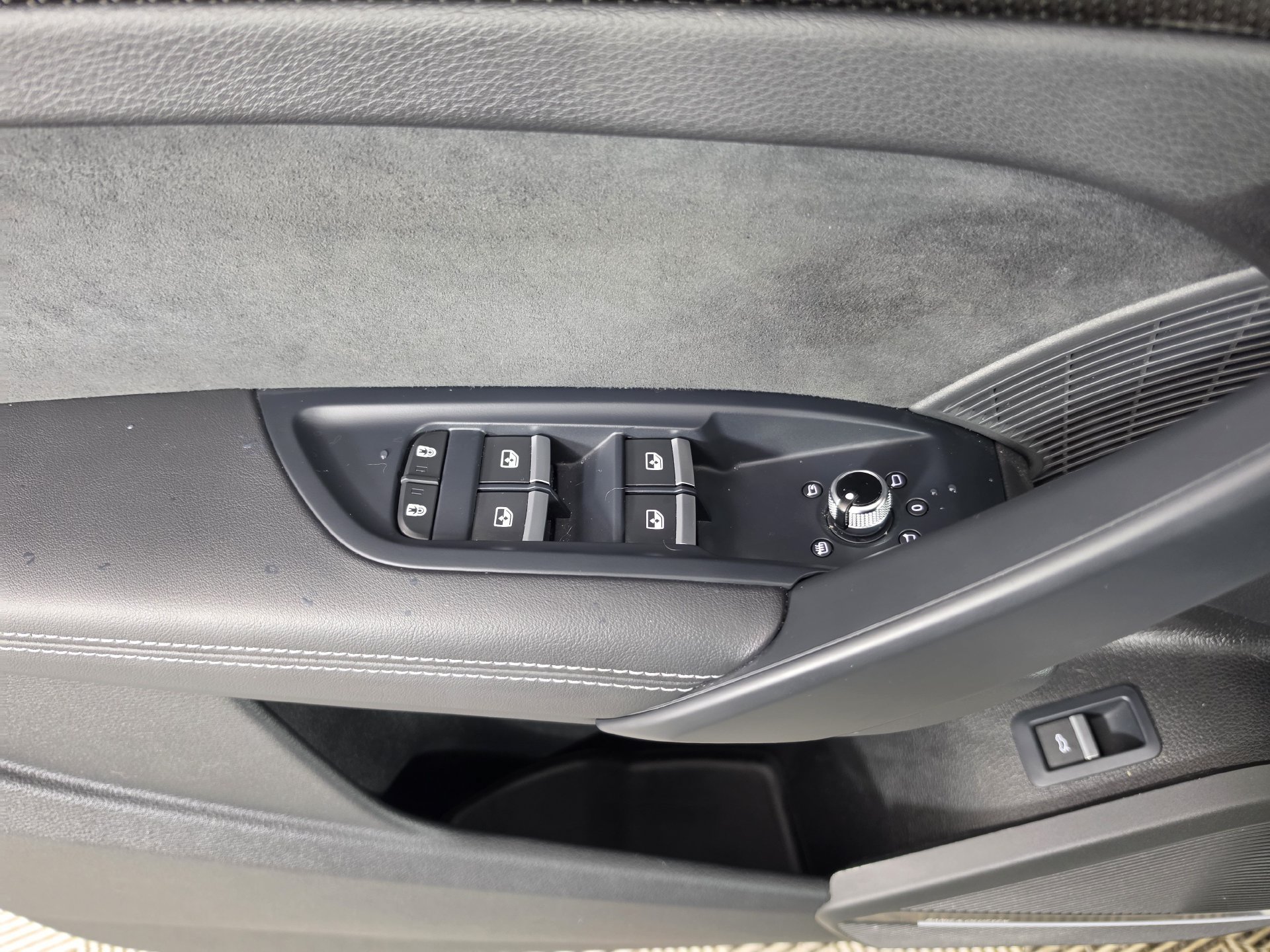 Used 2024 Audi SQ5 Premium Plus AWD/4WD image 7