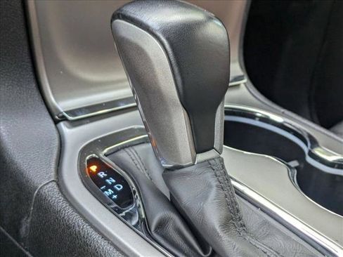 Used 2021 Jeep Grand Cherokee Limited w/ Sun & Sound Group image 15