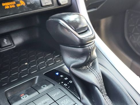 Used 2020 Toyota RAV4 XLE Premium AWD/4WD image 25
