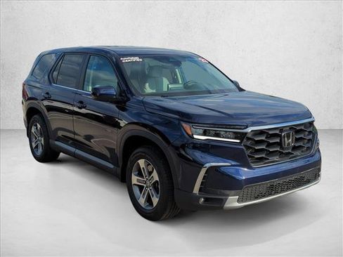 Used 2023 Honda Pilot EX-L image 3