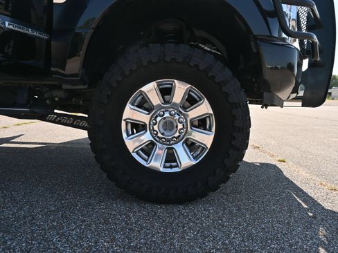 Used 2020 Ford F250 Platinum AWD/4WD image 25