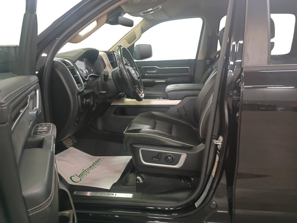 Used 2021 RAM 1500 Laramie w/ Off Road Group AWD/4WD image 10