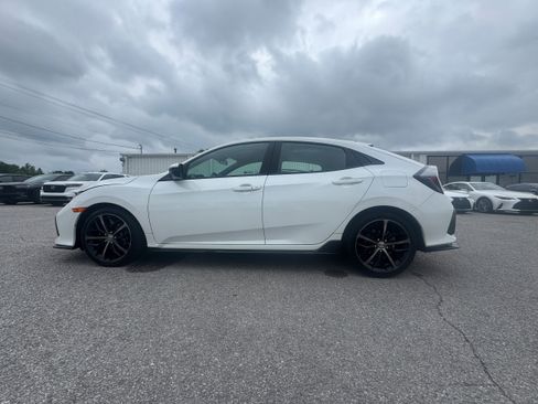Used 2021 Honda Civic Sport image 2