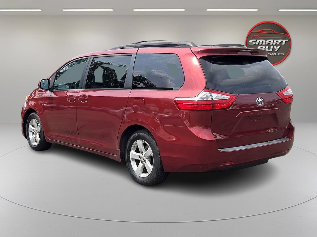 Used 2017 Toyota Sienna LE FWD image 7