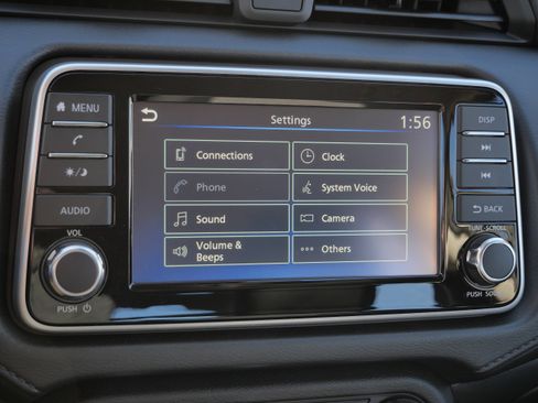 Used 2024 Nissan Versa S w/ Trunk Package image 29