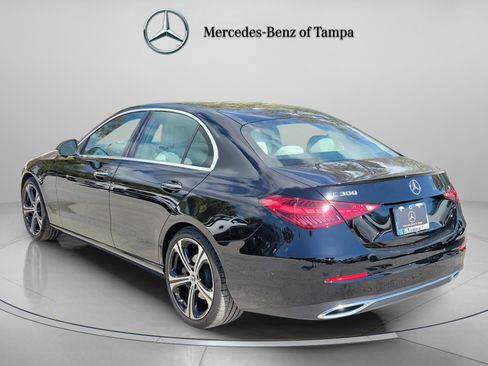 Used 2025 Mercedes-Benz C 300 Sedan image 3