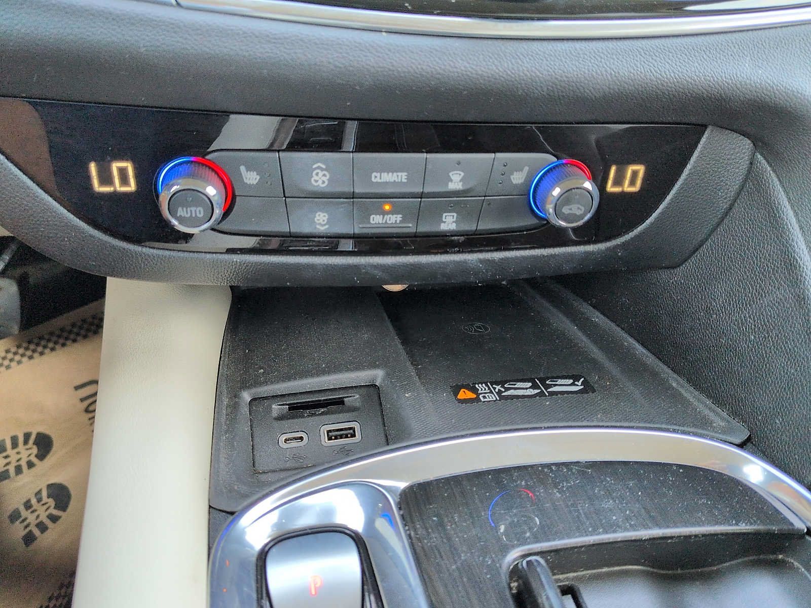 Used 2023 Buick Enclave Essence FWD image 20