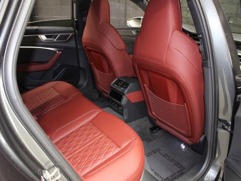 Used 2023 Audi S6 Prestige image 43