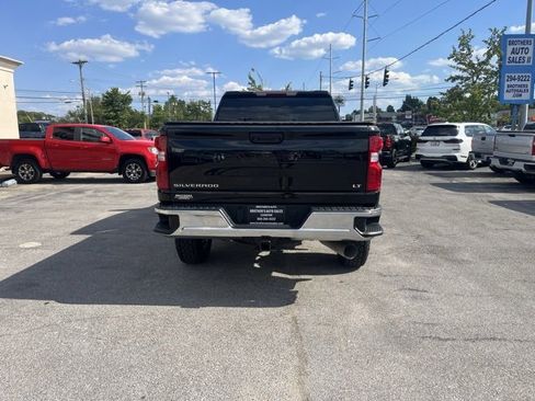 Used 2024 Chevrolet Silverado 2500 LT image 5