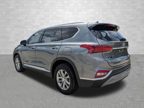 Used 2019 Hyundai Santa Fe SEL FWD image 4