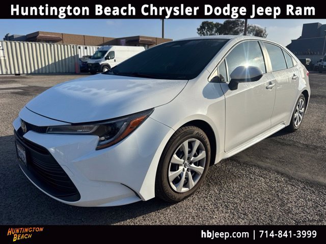 Used 2026 Toyota Corolla LE FWD image 1