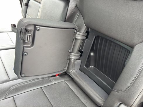 Used 2024 GMC Sierra 1500 Elevation w/ Elevation Premium Package image 41