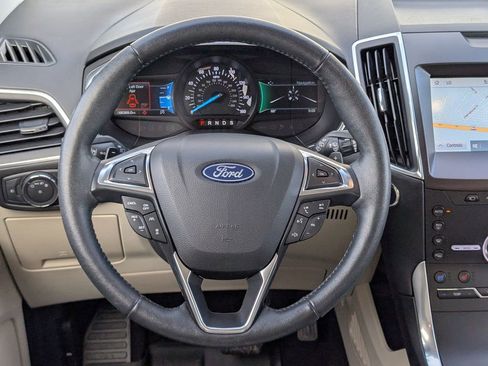 Used 2020 Ford Edge Titanium w/ Equipment Group 301A image 17