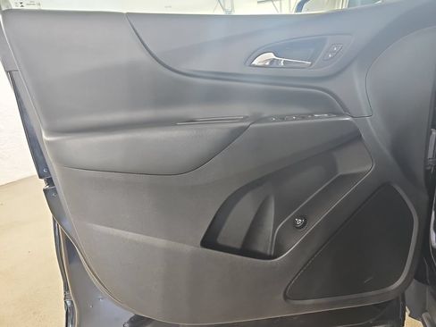 Certified 2024 Chevrolet Equinox LT w/ LPO, Floor Liner Package AWD/4WD image 32