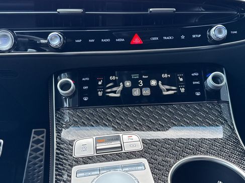 New 2026 Genesis GV70 3.5T Sport Prestige image 9