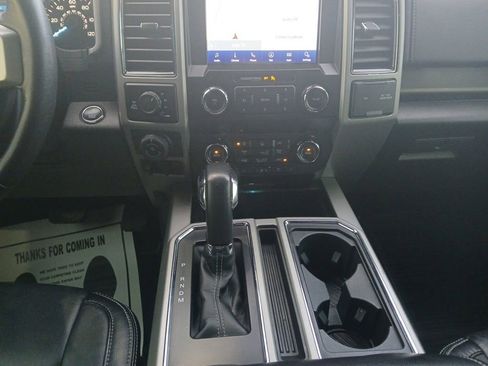 Used 2019 Ford F150 Lariat image 13