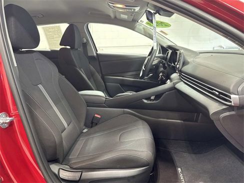 Certified 2023 Hyundai Elantra SE w/ Cargo Package image 21