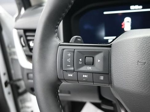 Used 2026 Nissan Rogue Platinum w/ Platinum Premium Package AWD/4WD image 26
