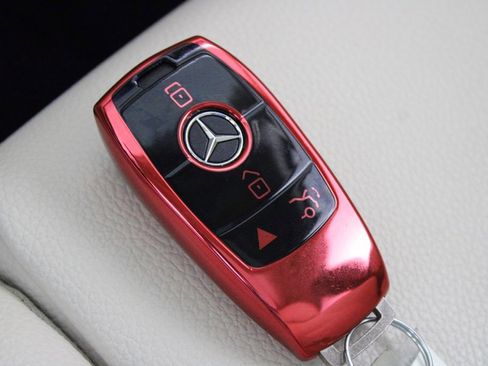 Used 2022 Mercedes-Benz GLB 250 image 29