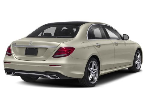 Used 2019 Mercedes-Benz E 300 image 2
