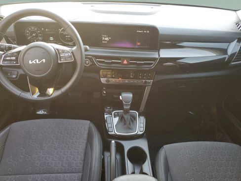 Certified 2024 Kia Seltos S image 14