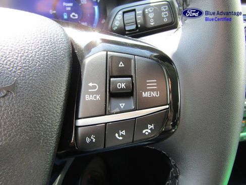 Certified 2022 Ford Escape Titanium FWD image 30