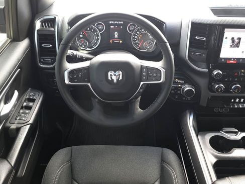 Used 2025 RAM 1500 Big Horn AWD/4WD image 10