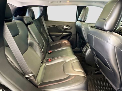 Used 2021 Jeep Cherokee Trailhawk w/ Sun, Sound & Nav Group image 31