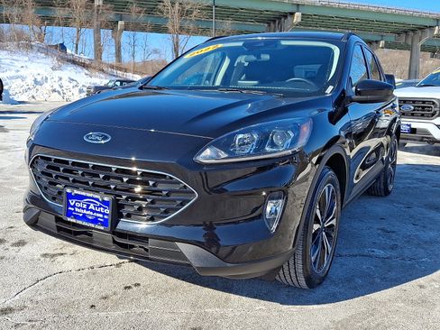 Certified 2022 Ford Escape SEL w/ SEL Stealth AWD Package image 2