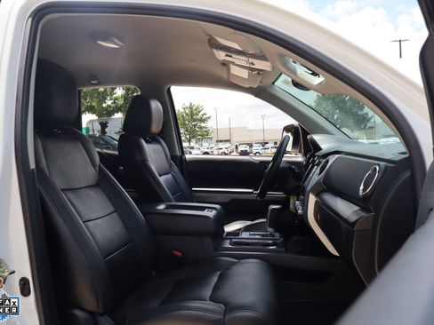Used 2019 Toyota Tundra SR5 w/ SR5 Upgrade Package RWD image 29