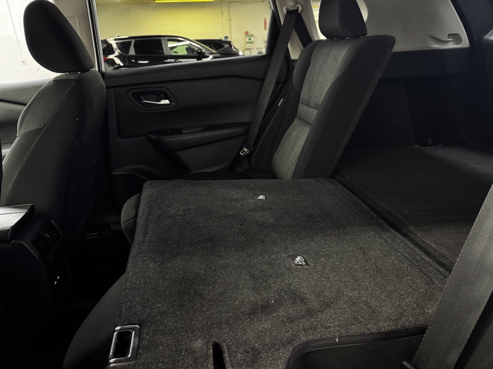 Certified 2025 Nissan Rogue SV AWD/4WD image 32