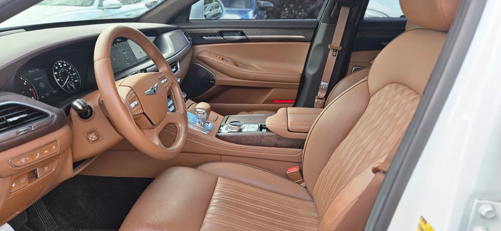 Used 2022 Genesis G90 5.0 Ultimate AWD/4WD image 38