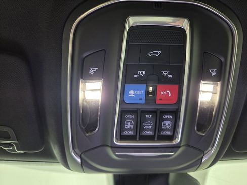 New 2026 Jeep Grand Cherokee L Limited image 12