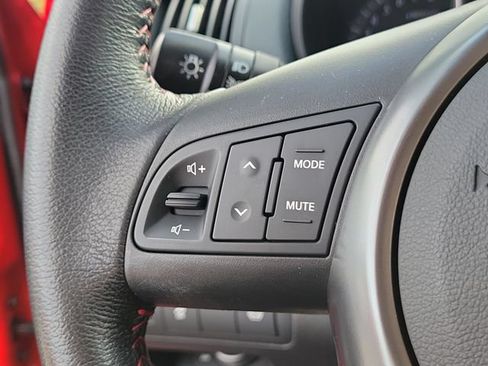 Used 2010 Kia Forte Koup SX w/ Leather Pkg FWD image 19