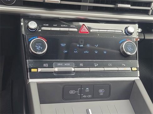 New 2026 Hyundai Santa Fe SE image 11