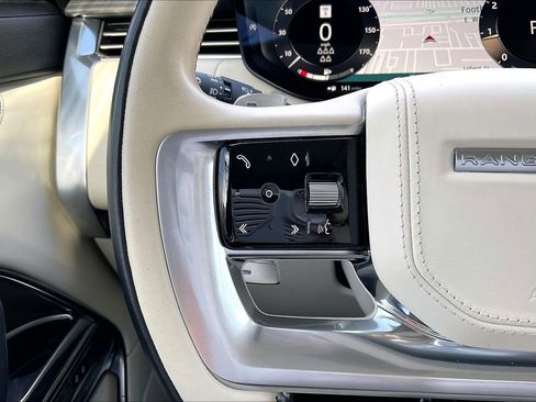 Used 2023 Land Rover Range Rover Long Wheelbase Autobiography image 22
