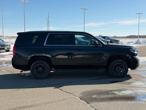 Used 2016 Chevrolet Tahoe 4WD image 4