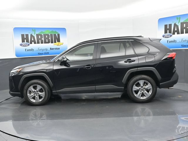 Used 2025 Toyota RAV4 XLE w/ Convenience Package FWD image 2