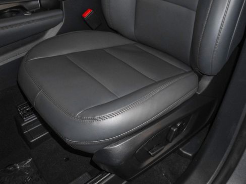 New 2026 Ford Explorer Active w/ Active Comfort Package image 24