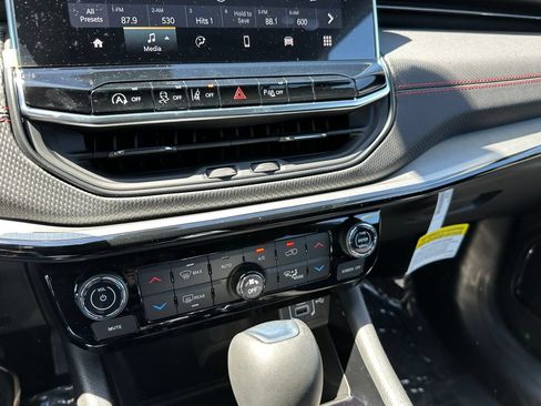 New 2026 Jeep Compass Trailhawk AWD/4WD image 23