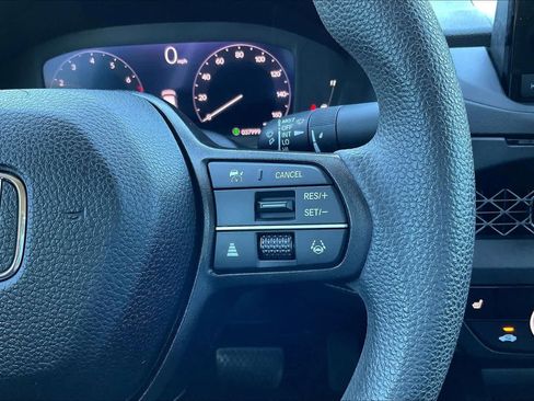 Used 2023 Honda Accord EX image 24