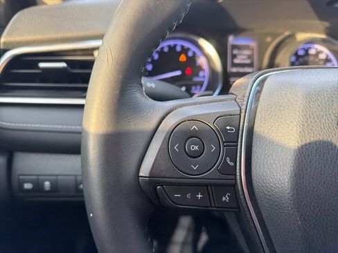 Used 2018 Toyota Camry L image 22