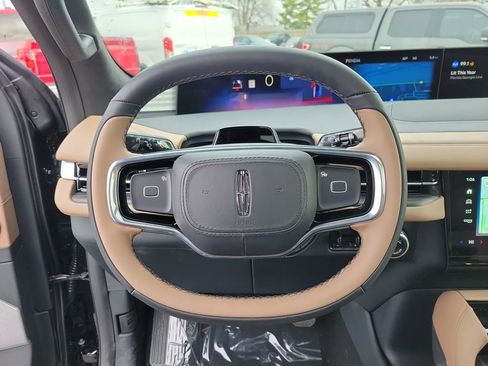 New 2026 Lincoln Navigator L Black Label image 23