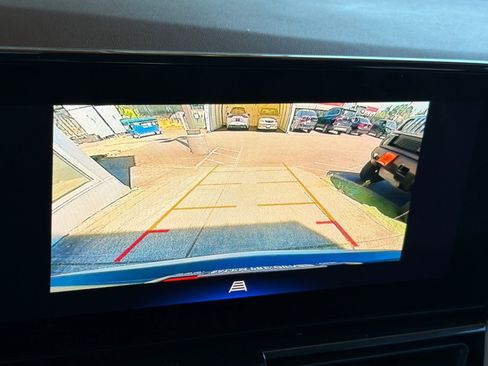 Used 2025 Chevrolet TrailBlazer LT AWD/4WD image 20