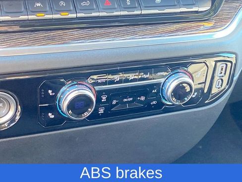 Used 2024 GMC Sierra 1500 SLE image 36