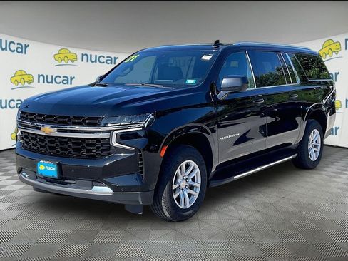 Used 2021 Chevrolet Suburban LS w/ Driver Alert Package AWD/4WD image 3