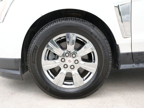 Used 2015 Cadillac SRX Luxury w/ Driver Awareness Package AWD/4WD image 25