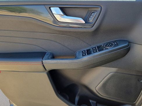 Used 2023 Ford Escape ST-Line FWD image 21