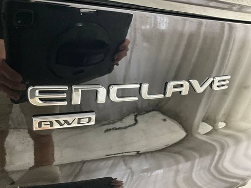 Used 2025 Buick Enclave Avenir AWD/4WD image 30