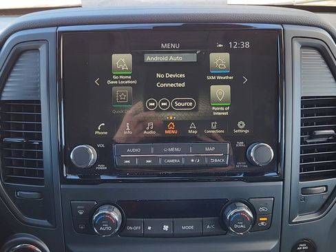 Used 2022 Nissan Titan SV w/ SV Convenience Package image 14